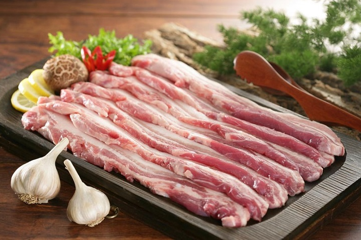 Giá thịt lợn hôm nay 23/7/2022: Giá bán đứng yên vào cuối tuần