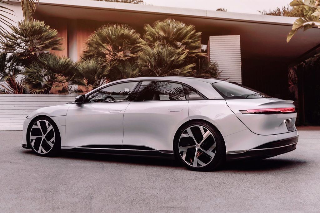 Xe ô tô điện Lucid Air Dream Edition lần đầu ra mắt, có phạm vi hoạt động dài nhất thế giớia