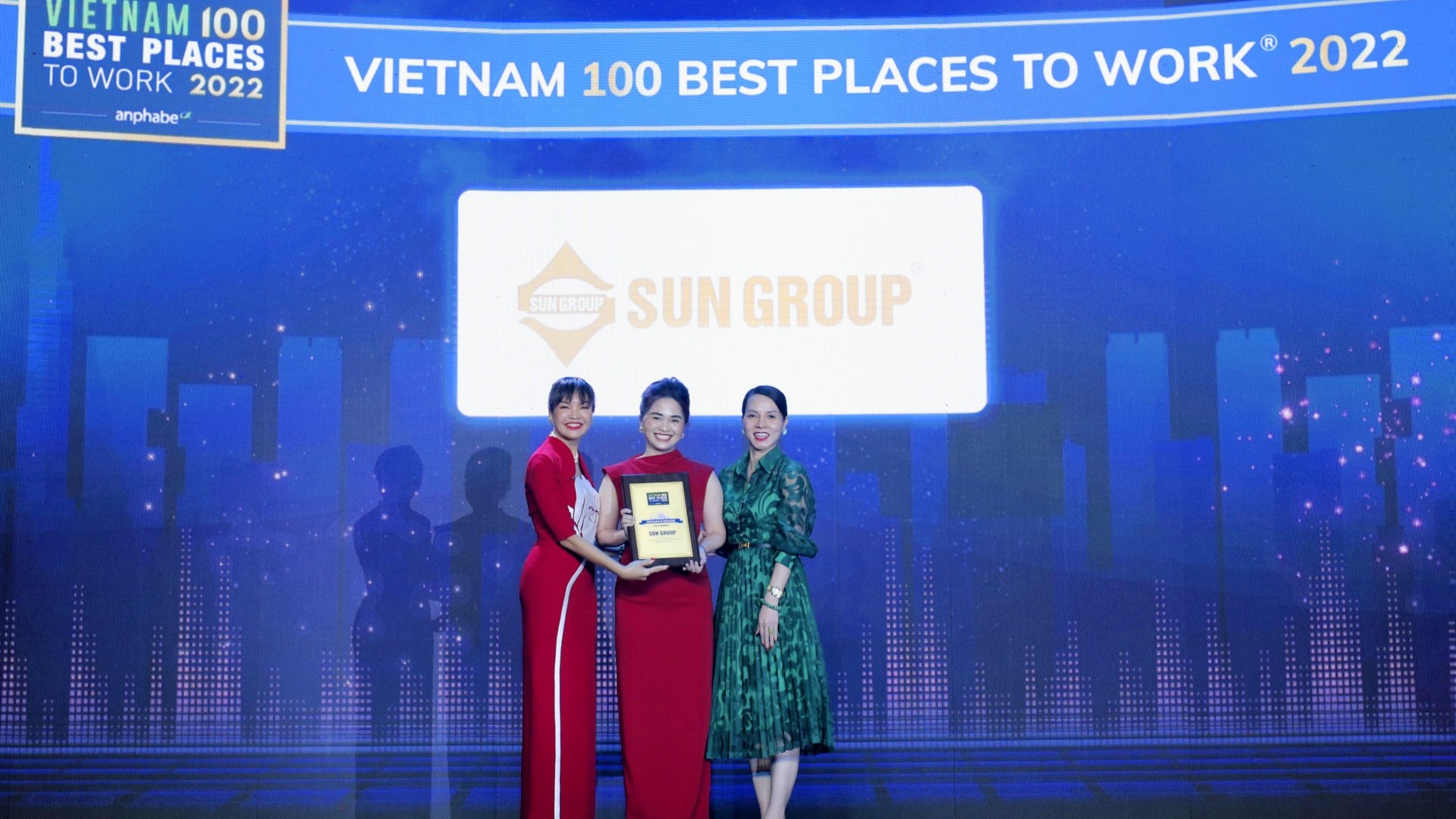 Sun Group tiếp tục nối dài chuỗi giải thưởng uy tín về môi trường làm việc