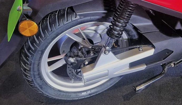 Xe máy điện chỉ sạc 1 lần đi được 200km đẹp “ngang ngửa” Honda Vision