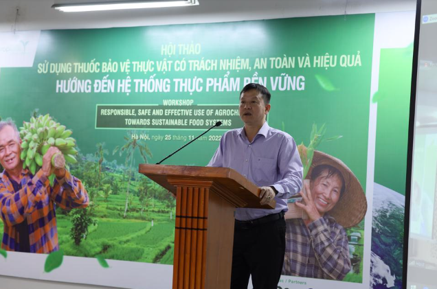 TS Huỳnh Tấn Đạt - Phó Cục trưởng Cục BVTV phát biểu tại hội thảo