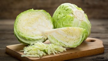 Bắp cải đừng luộc với xào, đem ngâm giấm vừa ngon vừa giảm cân hiệu quả