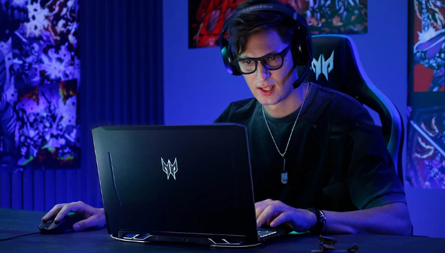 Acer Predator Helios - chiến game cực đỉnh, giá bán quá 