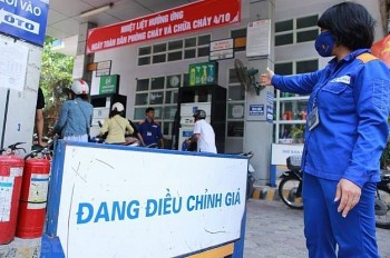 Giá xăng dầu được dự báo tăng nhẹ vào ngày mai (11/9)