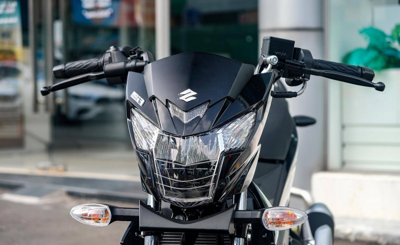 Suzuki Satria F150 2023 - Mẫu xe côn tay thể thao siêu giảm giá