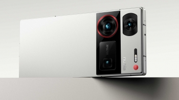 Hình ảnh thực tế của điện thoại Nubia Z60 Ultra