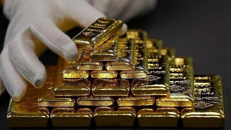 Giá vàng hôm nay 24/12/2023: Vàng trong nước ổn định ở mức 77 triệu đồng/lượng