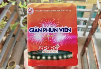 Pháo hoa tràn lan “chợ mạng”, người tiêu dùng cần cẩn trọng khi chốt hàng