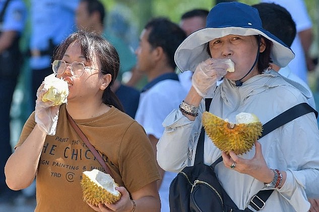 nếm thử sầu riêng nội địa đầu tiên