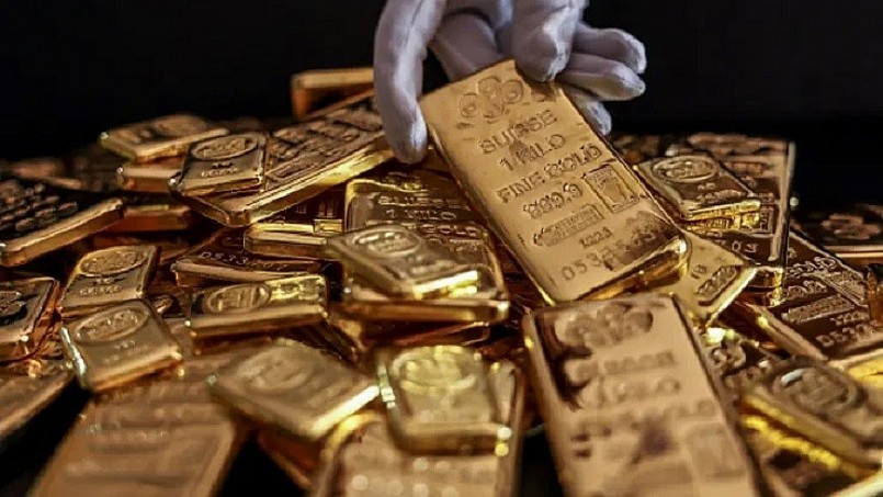 Giá vàng thế giới giao ngay tăng 8,3 USD.