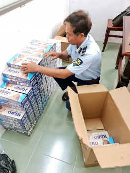 Kiên Giang: Phát hiện 1.490 bao thuốc lá không rõ nguồn gốc