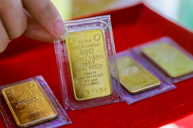 Giá vàng miếng trong nước tiếp tục biến động trên 80 triệu đồng/lượng. 
