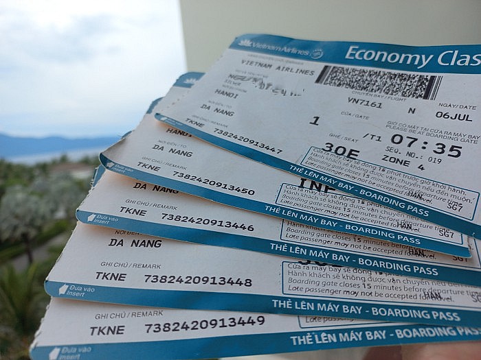 giá vé là quá đắt so với thu nhập của người dân Việt Nam