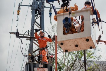 Nắng nóng gay gắt, tiêu thụ điện gần cán mốc tỉ kWh trong 1 ngày