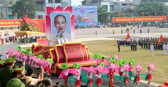 Trực tiếp: Lễ kỷ niệm, diễu binh, diễu hành 70 năm Chiến thắng Điện Biên Phủ