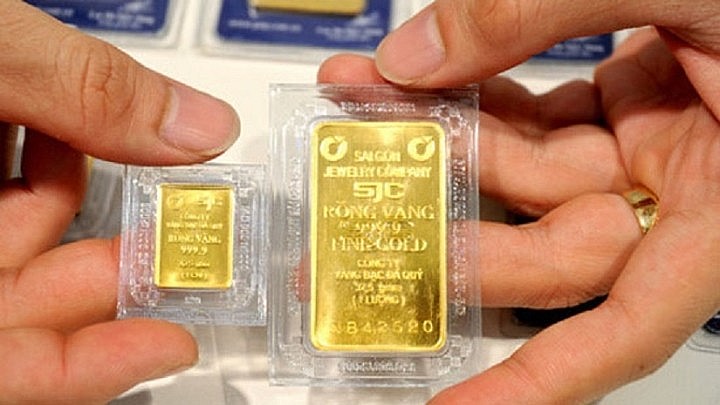 Giá vàng SJC lập đỉnh lịch sử 88 triệu đồng một lượng.