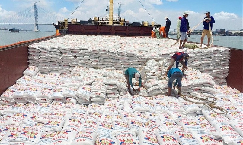 Xuất khẩu gạo được mùa cả lượng và giá suốt từ năm 2023 đến nay.
