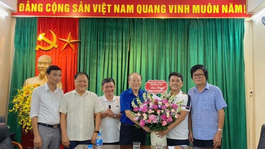 Lãnh đạo Hội VANPS chúc mừng Tạp chí Thương hiệu và Sản phẩm nhân kỷ niệm 99 năm Ngày Báo chí Cách mạng Việt Nam