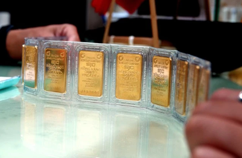  giá vàng SJC dao động xoay quanh mốc 74,98 triệu đồng/lượng ở chiều mua vào.