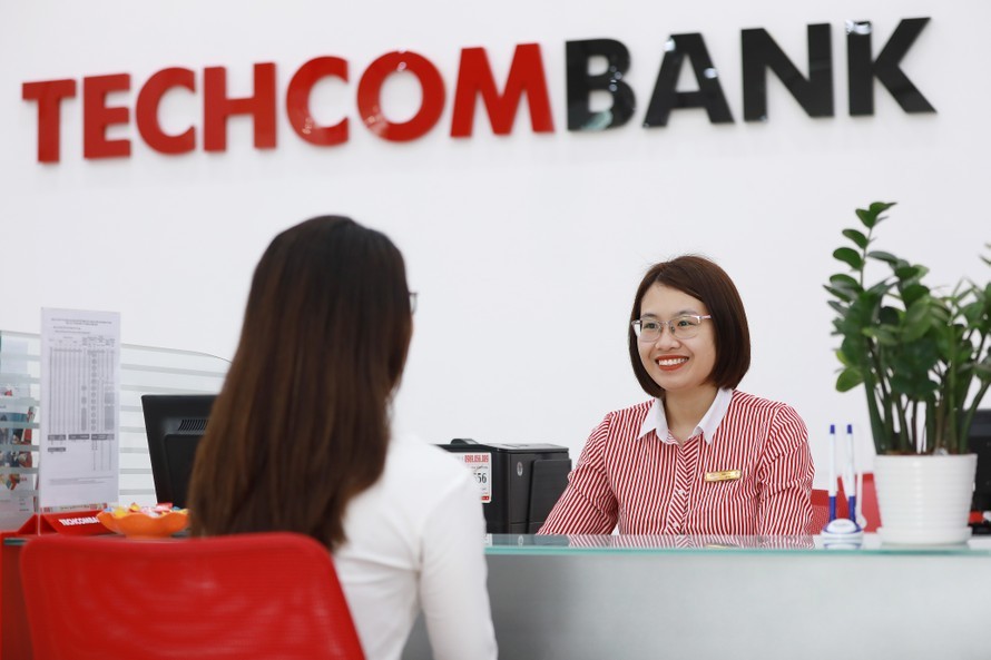 Báo cáo tài chính của Techcombank cho thấy, quý II, mỗi nhân viên nhận thu nhập 53 triệu đồng/tháng.