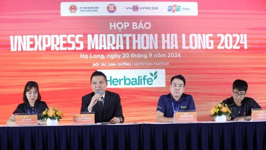 Giải Vnexpress Marathon Hạ Long 2024 tiếp tục lan toả những thông điệp về lối sống lành mạnh