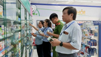 Bộ Công Thương yêu cầu kiểm tra thực phẩm bảo vệ sức khỏe, sữa và thuốc giả
