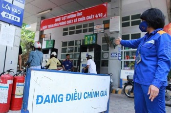 Giá xăng giảm nhẹ, giá dầu đồng loạt tăng trong kỳ điều hành ngày 22/5