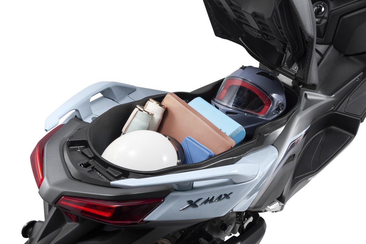 Ra mắt Yamaha XMAX 300  – Biểu tượng mới cho phong cách di chuyển hiện đại