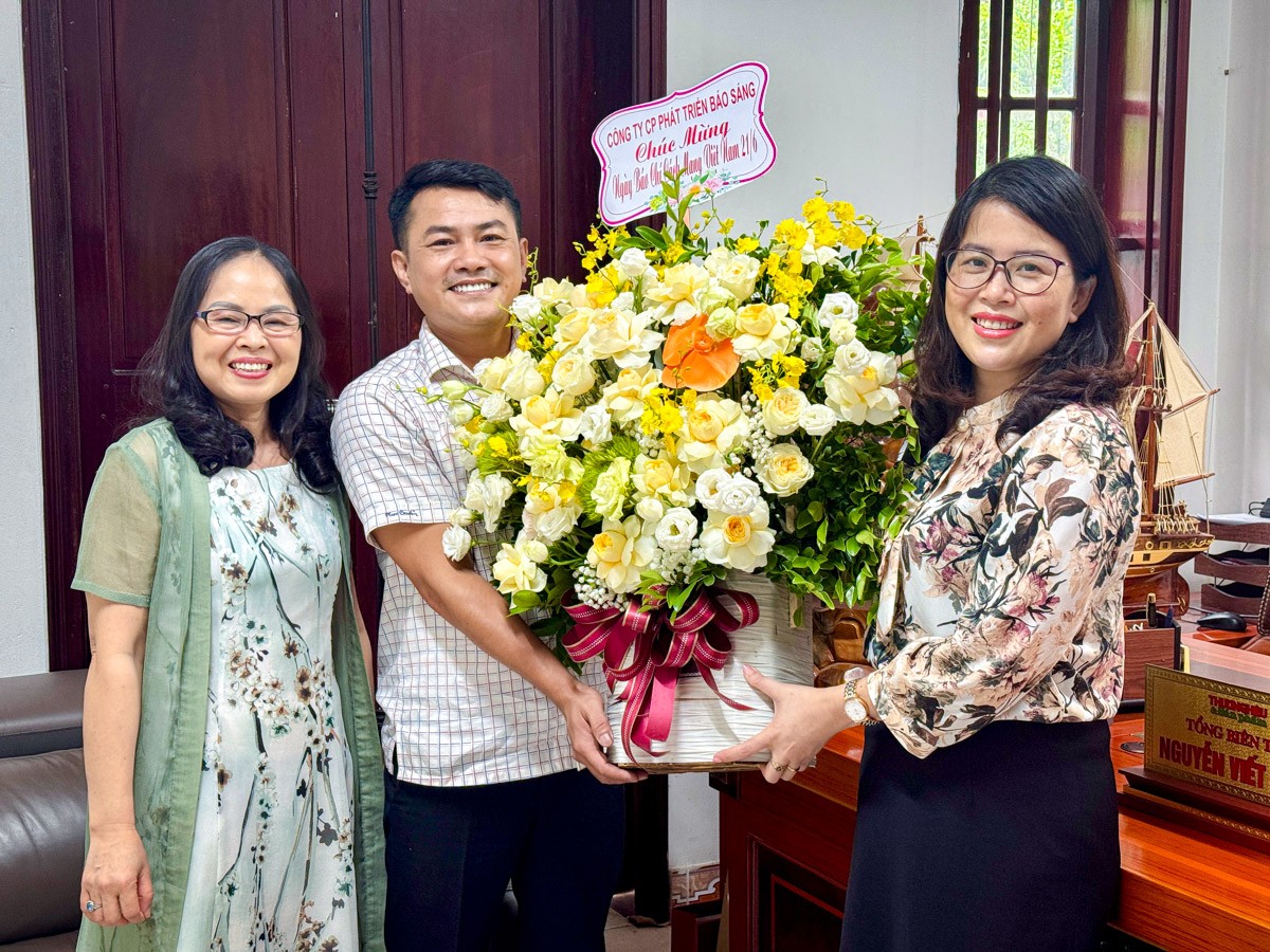 Tạp chí Thương hiệu và Sản phẩm – 20 năm đồng hành phát triển thương hiệu sản phẩm thiên nhiên Việt