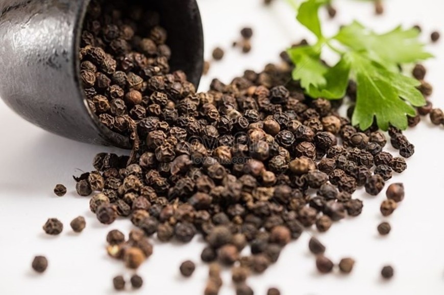 Giá tiêu trong nước ổn định sau tuần lao dốc