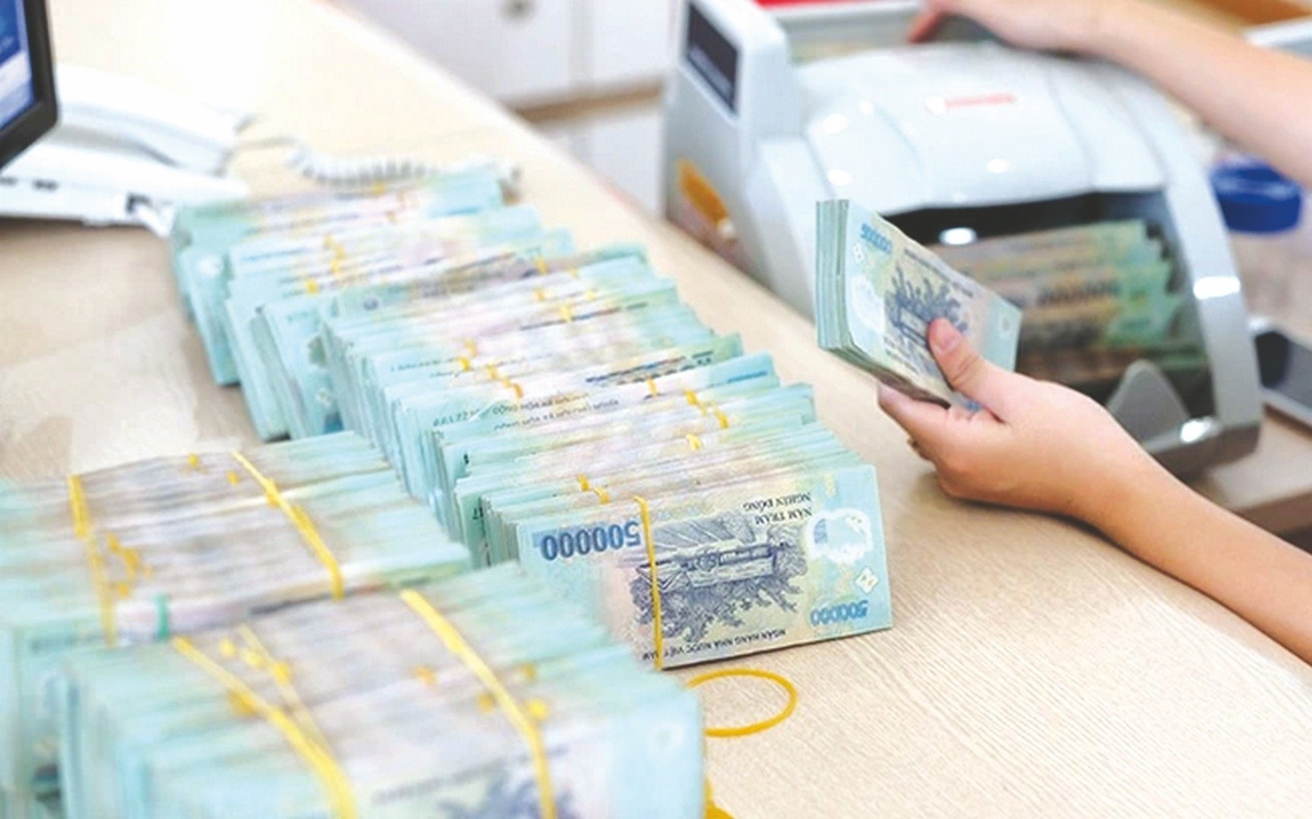 Thủ tướng chỉ đạo tăng cường điều hành chính sách tiền tệ, tài khóa năm 2025