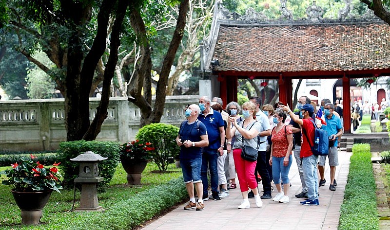 Ngành du lịch Hà Nội bứt phá, tổng thu ước đạt 73.000 tỷ đồng trong 7 tháng đầu năm
