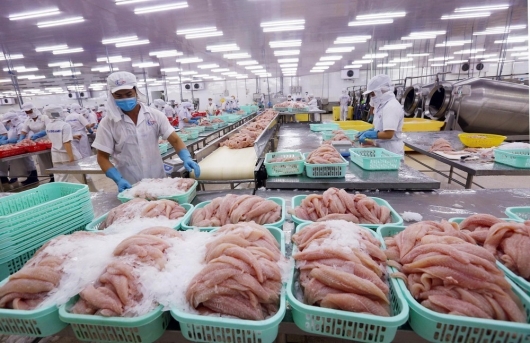 Việt Nam lên tiếng bảo vệ xuất khẩu thủy sản sang Mỹ