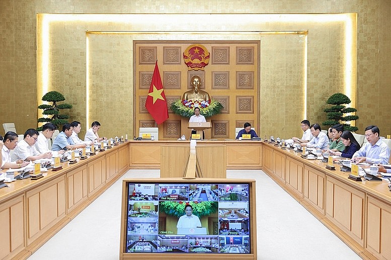 Thủ tướng chỉ đạo: Huy động tổng lực, triển khai 9 nhiệm vụ khắc phục bão số 10