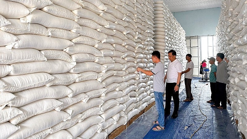 Hoàn thành mục tiêu nhập kho 500.000 tấn lương thực dự trữ quốc gia năm 2025