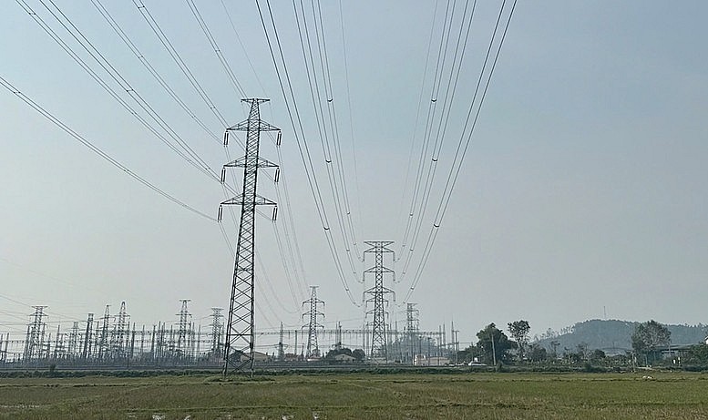 Hoàn thành đường dây 220 kV mới, tăng năng lực nhập khẩu điện Lào và bảo đảm nguồn cho Nghệ An Hoàn thành đường dây 220 kV mới, tăng năng lực nhập khẩu điện Lào và bảo đảm nguồn cho Nghệ An
