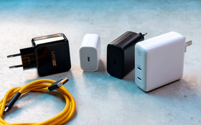 Pin smartphone ngày càng lớn: Bài toán chọn sạc chuẩn vẫn làm khó người dùng