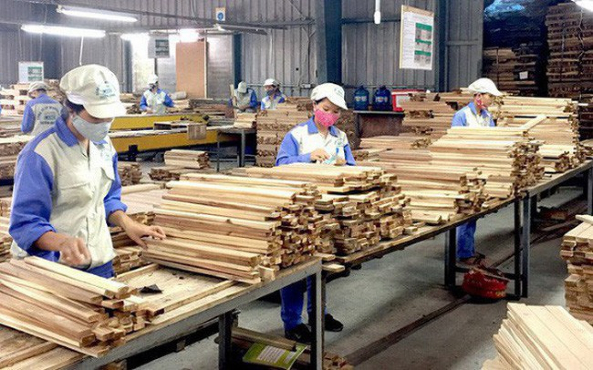 Xuất khẩu gỗ và sản phẩm gỗ nửa đầu năm 2022 sẽ tăng từ 5% đến 8%