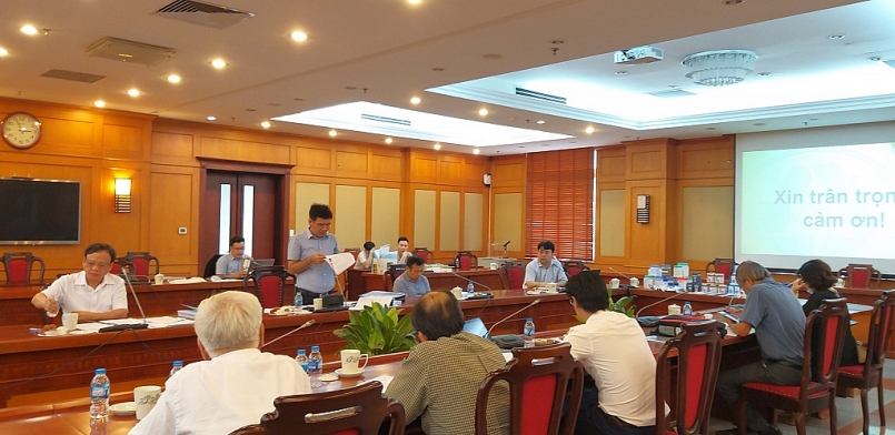 PGS Bùi Quang Thuật thay mặt Tổ chuyên gia báo cáo nội dung thẩm định đề tài