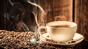 Cập nhật giá cà phê hôm nay 19/6/2022: Tăng 600 - 700 đồng/kg trong tuần
