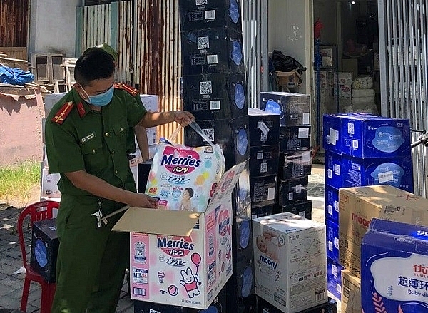 Đà Nẵng: Thu giữ 7.200 sản phẩm bỉm trẻ em các loại không có hóa đơn, chứng từ