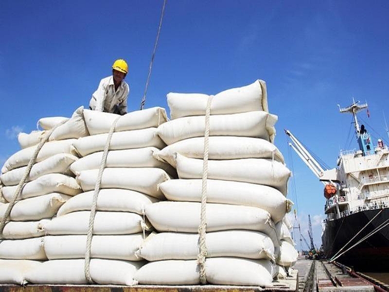 TT lúa gạo châu Á: Giá gạo xuất khẩu của Việt Nam, Thái Lan và Ấn Độ đều ở mức thấp