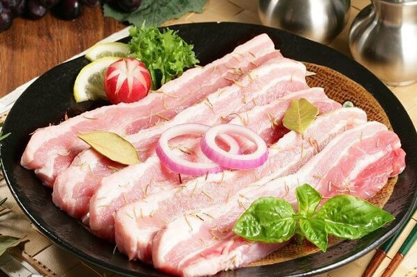 Cập nhật giá thịt lợn hôm nay 8/5/2022: Ổn định ngày cuối tuần