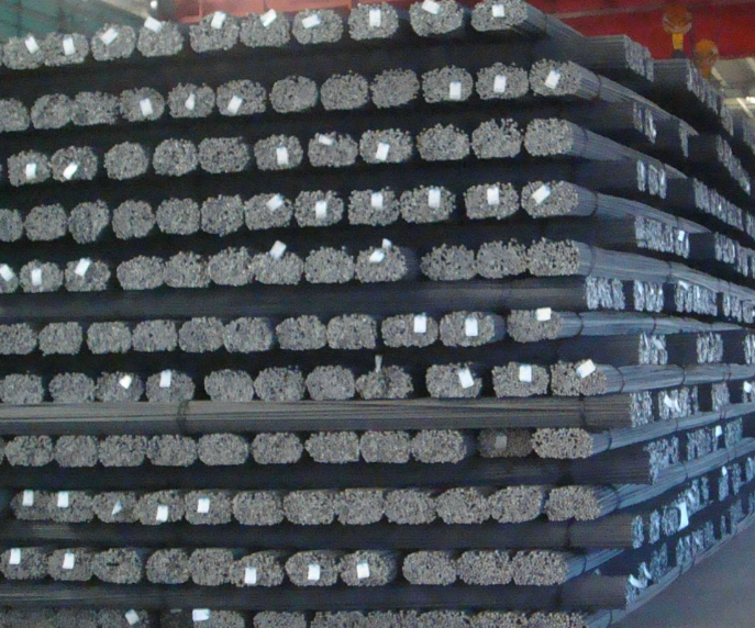 Giá sắt thép hôm nay 5/7/2022: Đảo chiều tăng nhẹ trở lại
