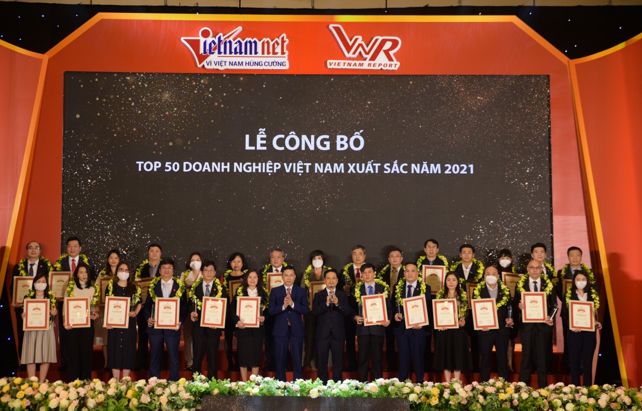 SCB vinh dự vào Top 50 doanh nghiệp xuất sắc nhất Việt Nam 2021